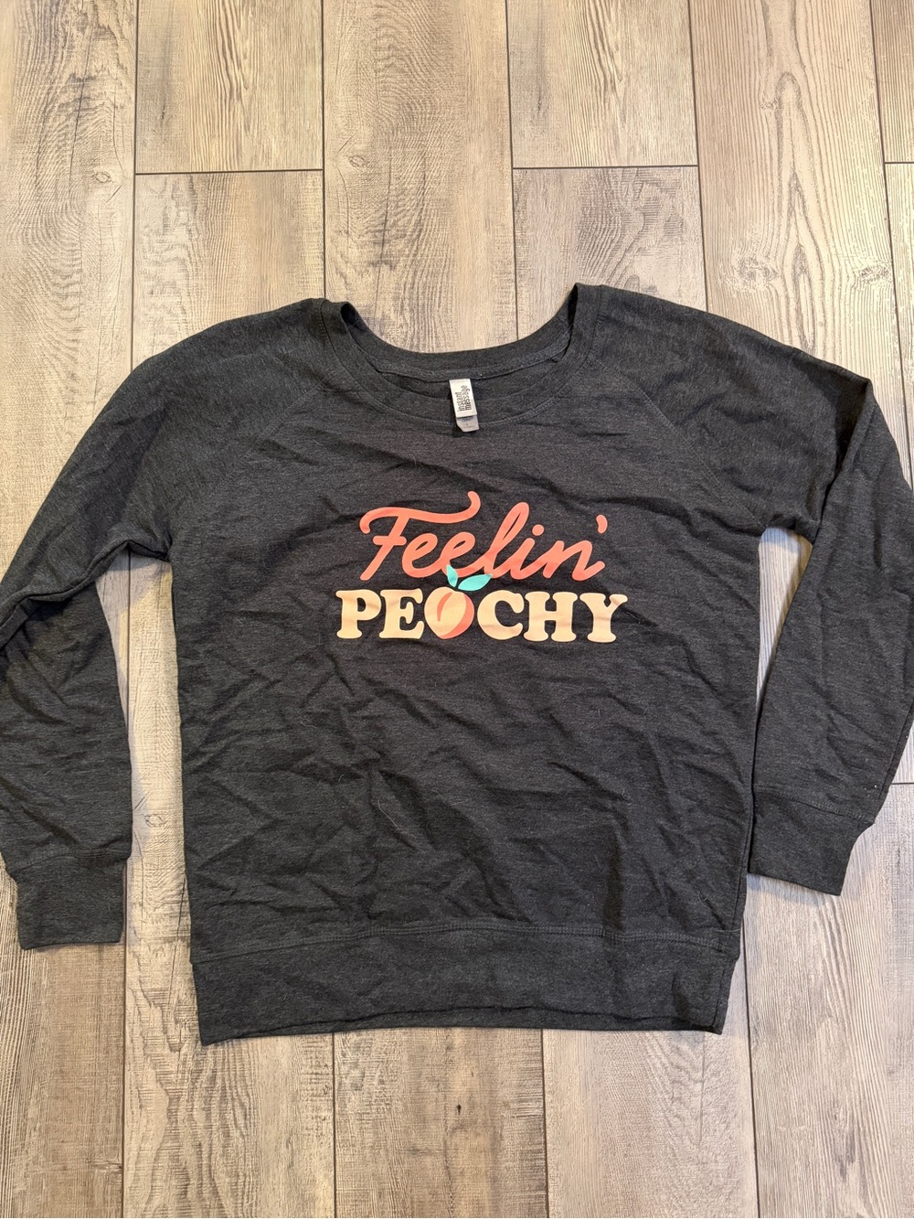 Feelin' Peachy Graphic Women's Sweater - Charcoal